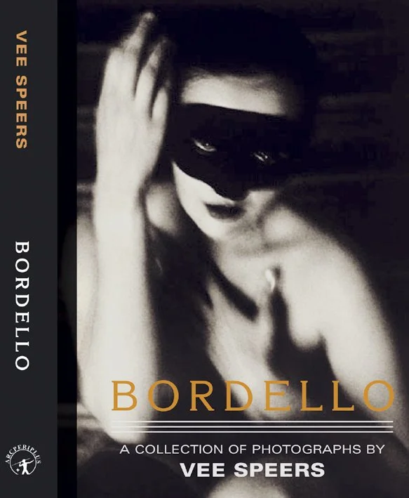 About | Discover Art - Explore Now — Vee Speers